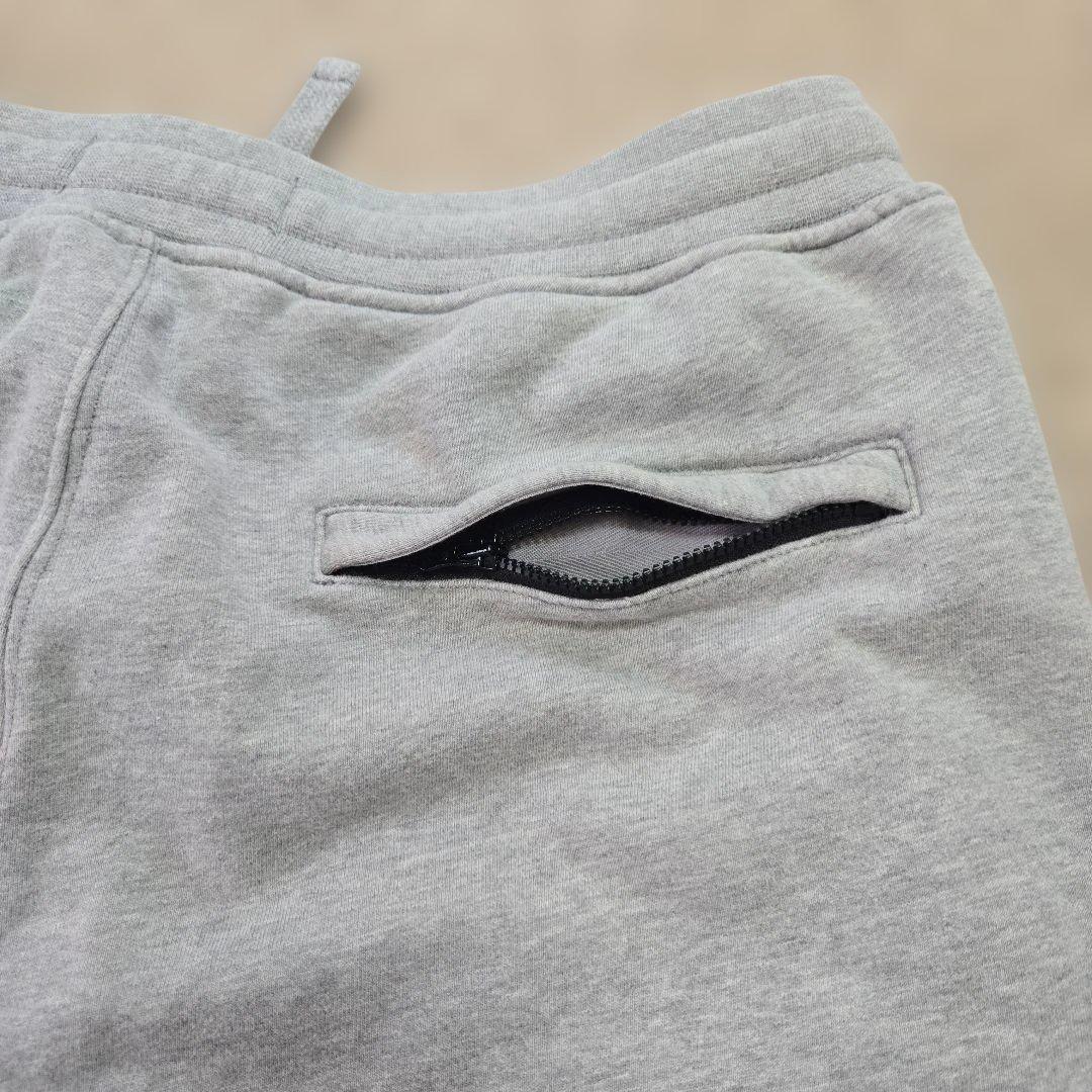 美品【STONE /ストーンアイランド】 ショートパンツ