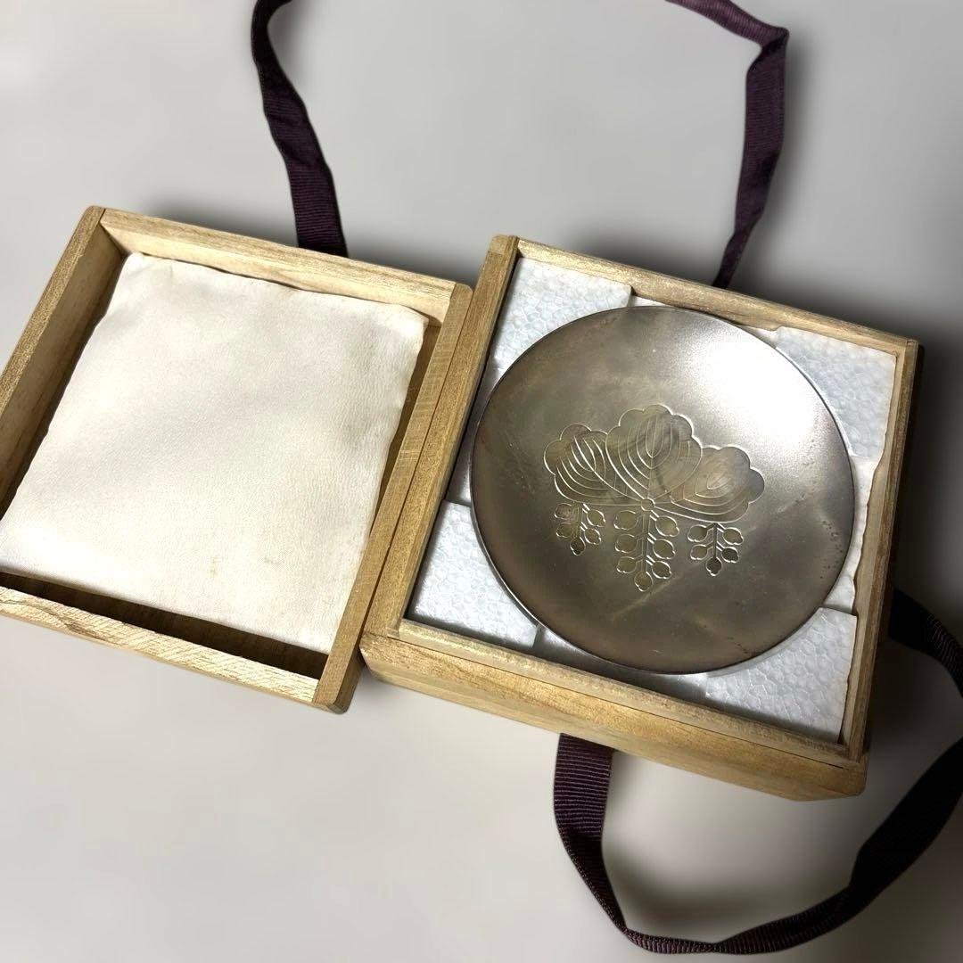 よ*ー様 (1-207)銀杯　内閣総理大臣　シルバー70g 消防庁　造幣局製　木