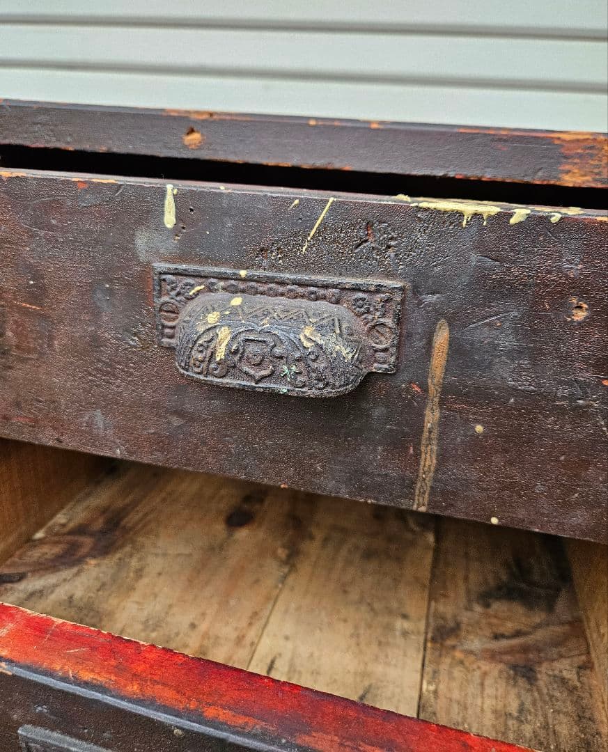 ヴィンテージ 古い木の抽斗 12杯 チェスト 古家具 箪笥 木製 アンティーク