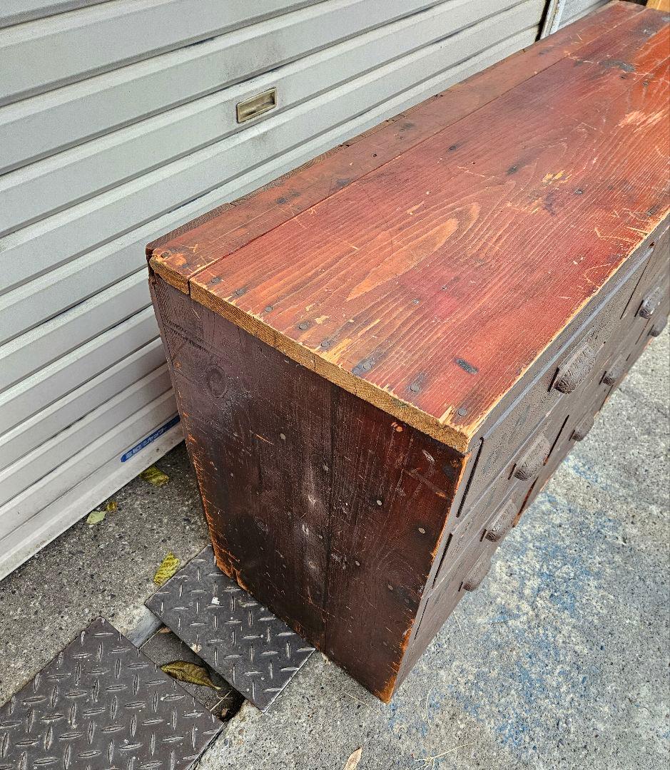 ヴィンテージ 古い木の抽斗 12杯 チェスト 古家具 箪笥 木製 アンティーク