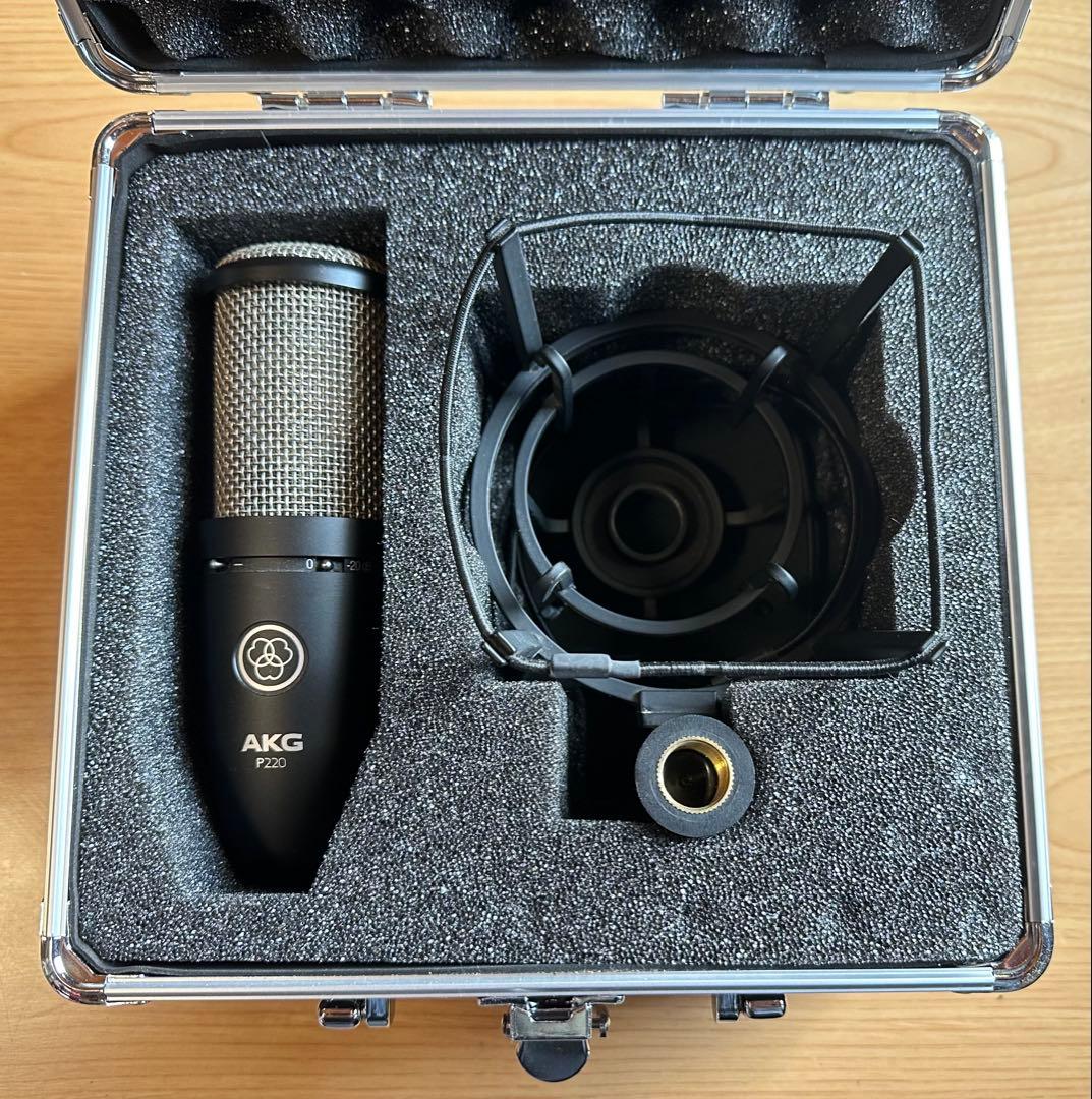 AKG P220 コンデンサーマイクロフォン
