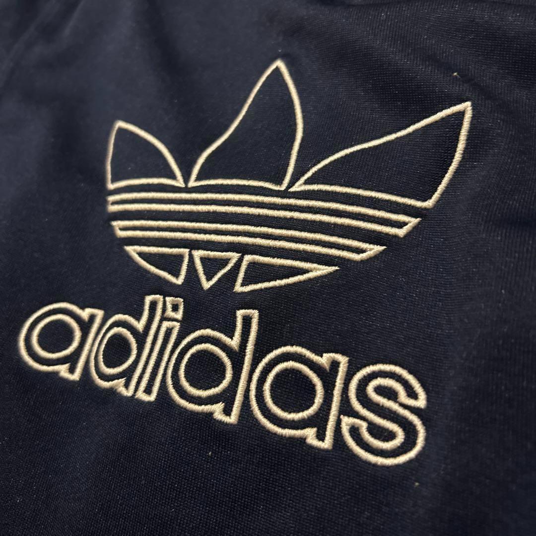 配色抜群　アディダス　トラックジャケット　バック刺繍　バイカラー　希少デザイン