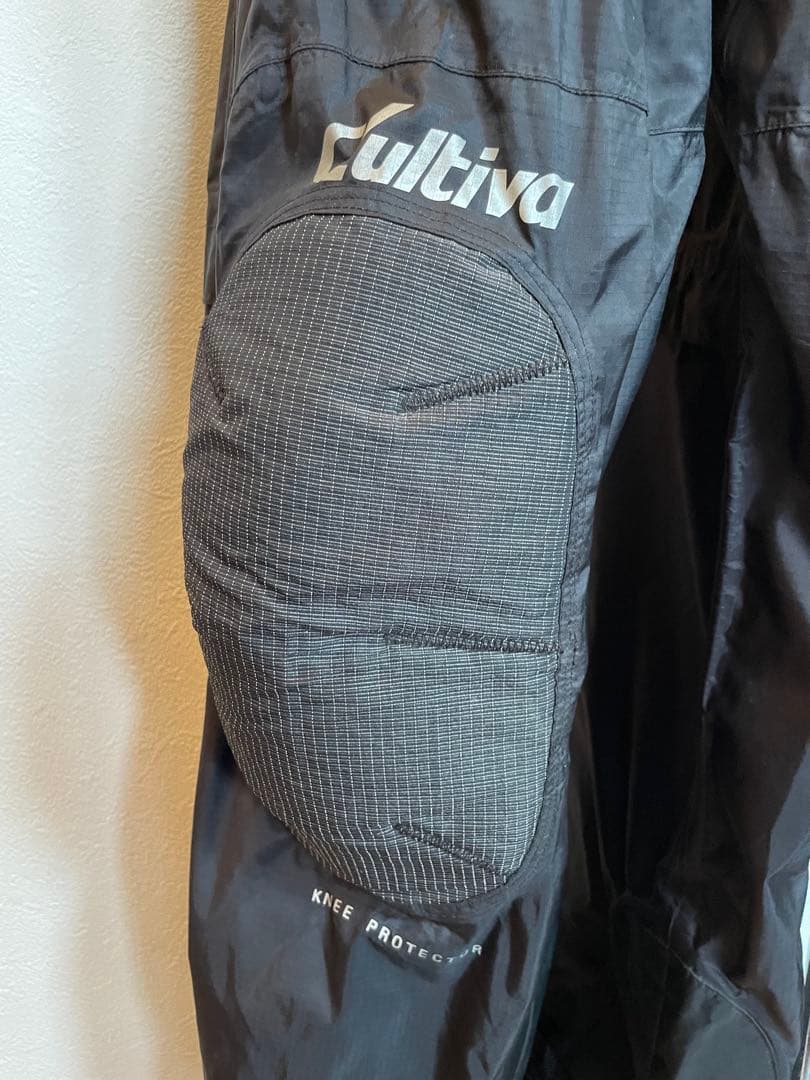 美品　カルティバ　ニープロテクトパンツ