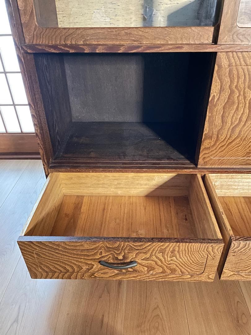 【昭和レトロ】 木製食器棚｜幅88cm｜ガラス引き戸付き｜飾り棚／収納棚｜天然木