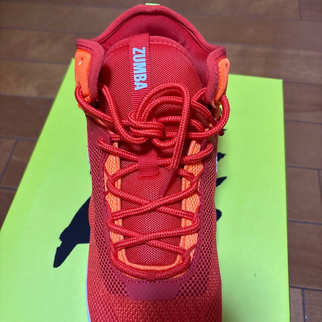 ズンバ　ダンスシューズ