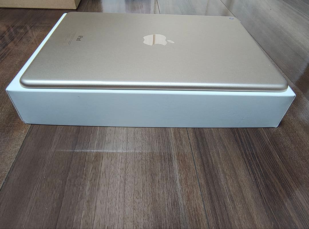 iPad Air 第２世代 64GB ゴールド 箱・付属品有り