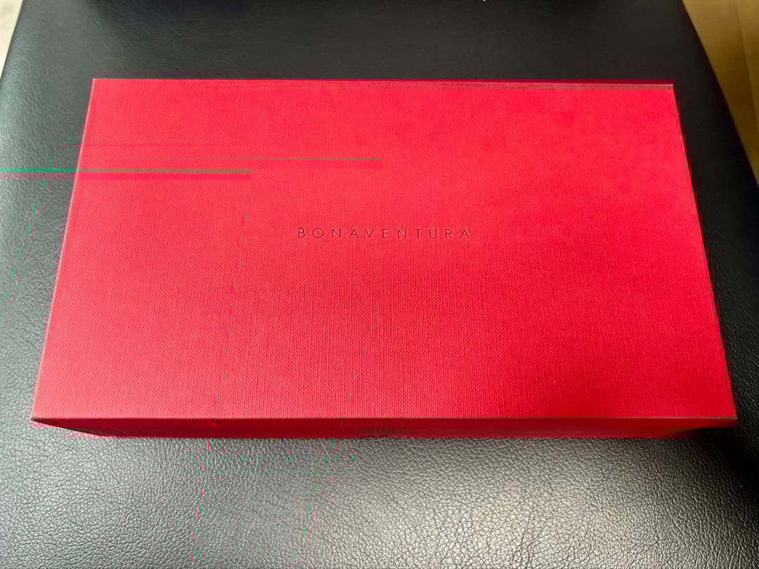 BONAVENTURA iPhone15ProMax 肩掛け ストラップ付き