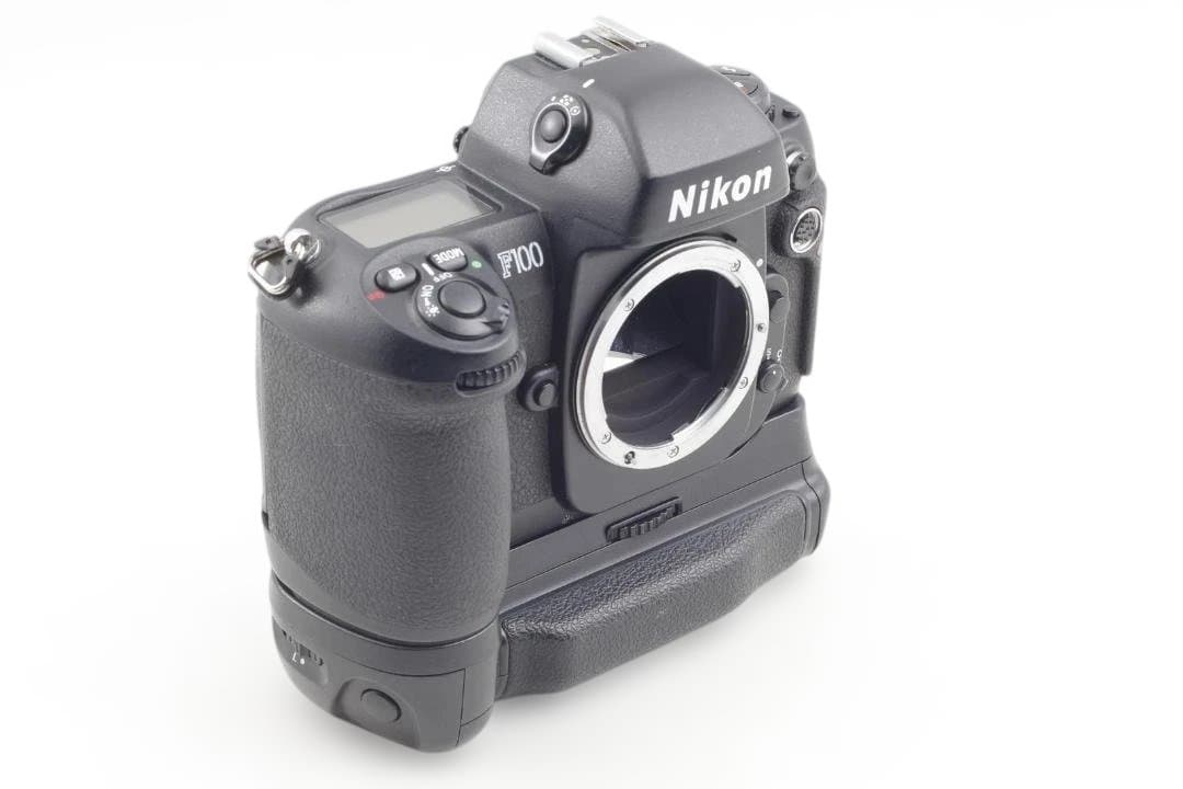 Nikon F100 フィルム一眼レフカメラ50mm f/1.8D レンズ