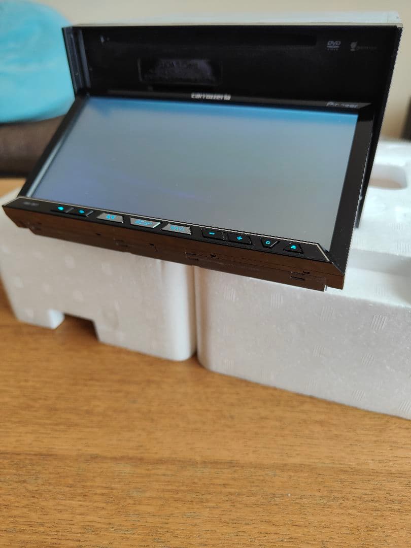 パイオニア　カロッツェリア　サイバーナビ　AVIC-ZH77　フルセグ　中古