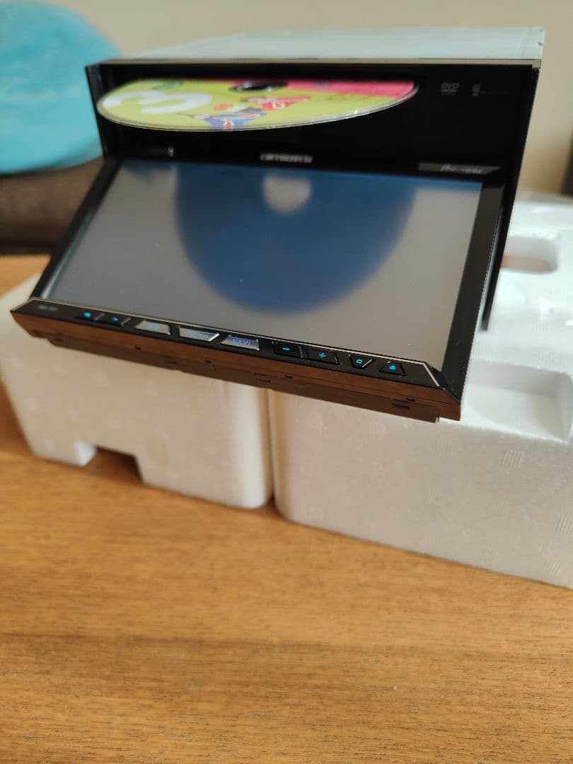 パイオニア　カロッツェリア　サイバーナビ　AVIC-ZH77　フルセグ　中古