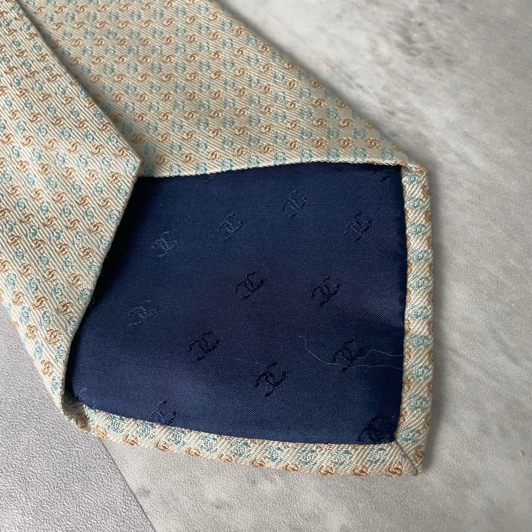 美品 CHANEL シャネル ジャガード ココマーク 総ロゴ ネクタイ ホワイト