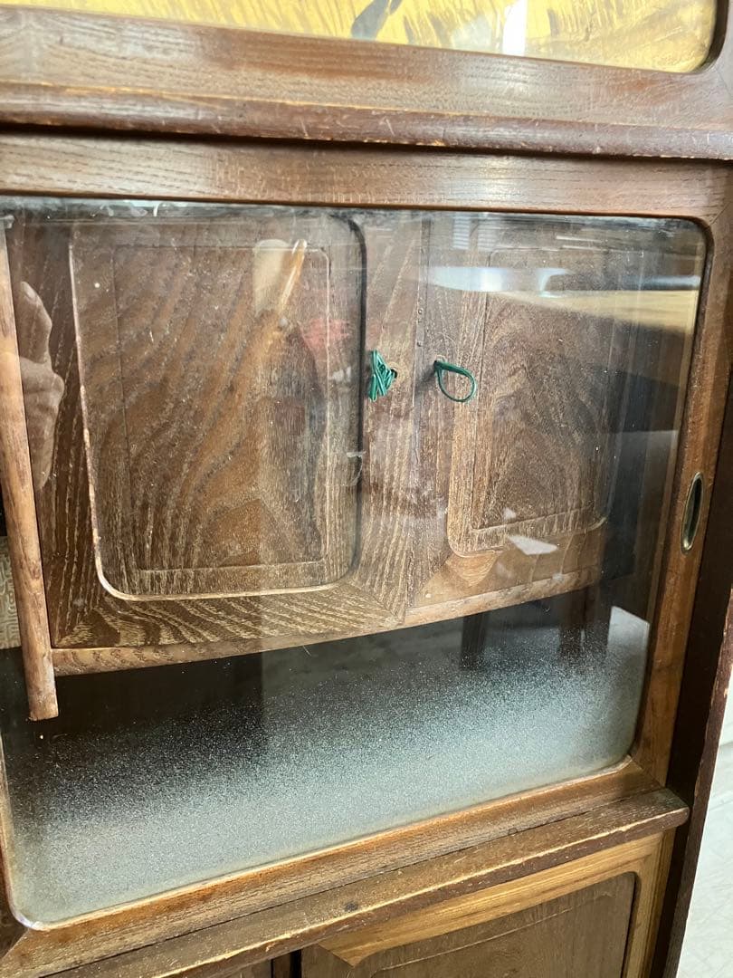 木製箪笥 山水画装飾 4引き出し 3扉　昭和　レトロ　茶箪笥