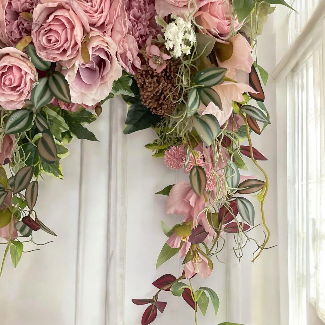 ロココ調ピンクローズのアーチ型特大リース〈光触媒・1点もの〉薔薇のリース