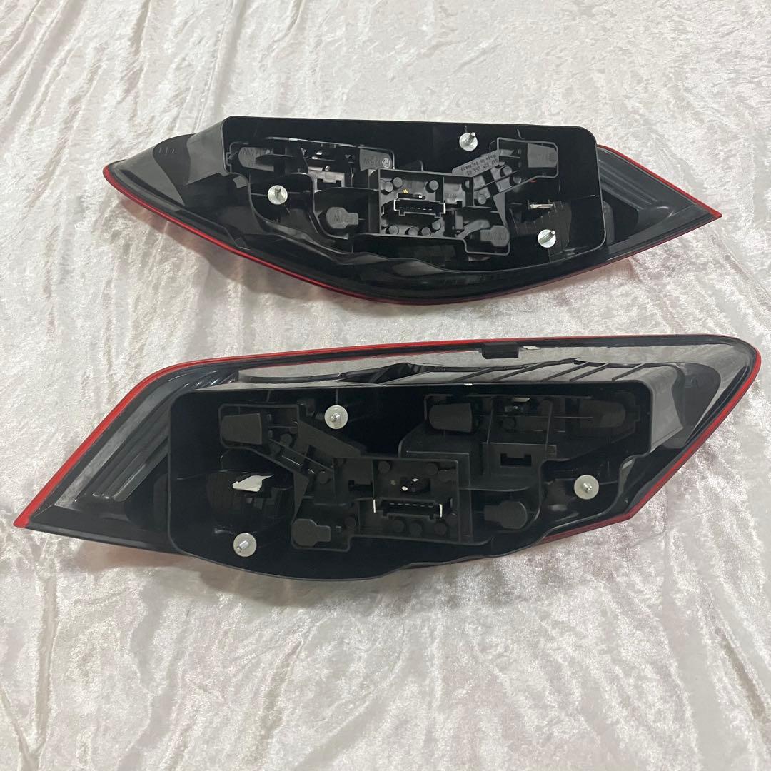 ポルシェ987純正テールランプ