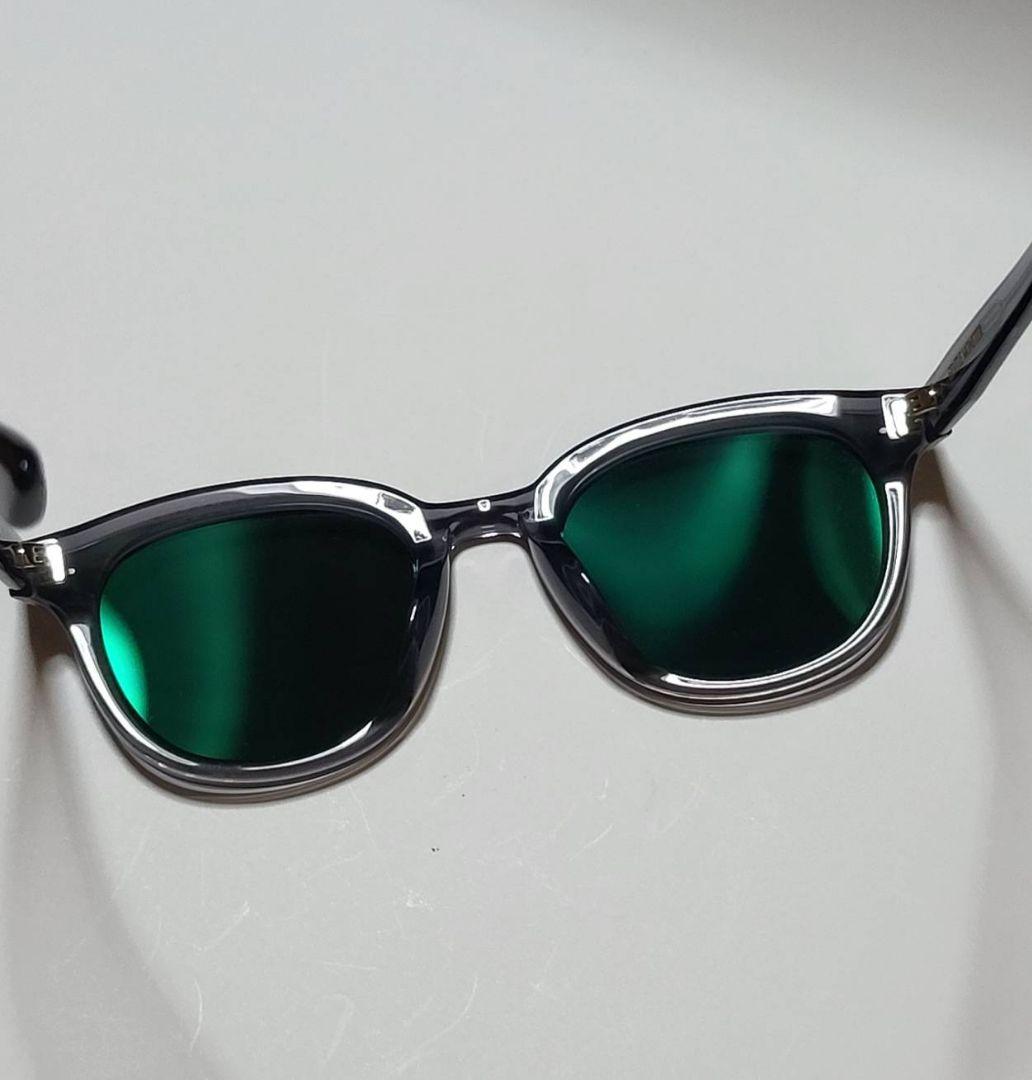 ◆GENTLE MONSTER◆サングラス　JADE　ケース付き
