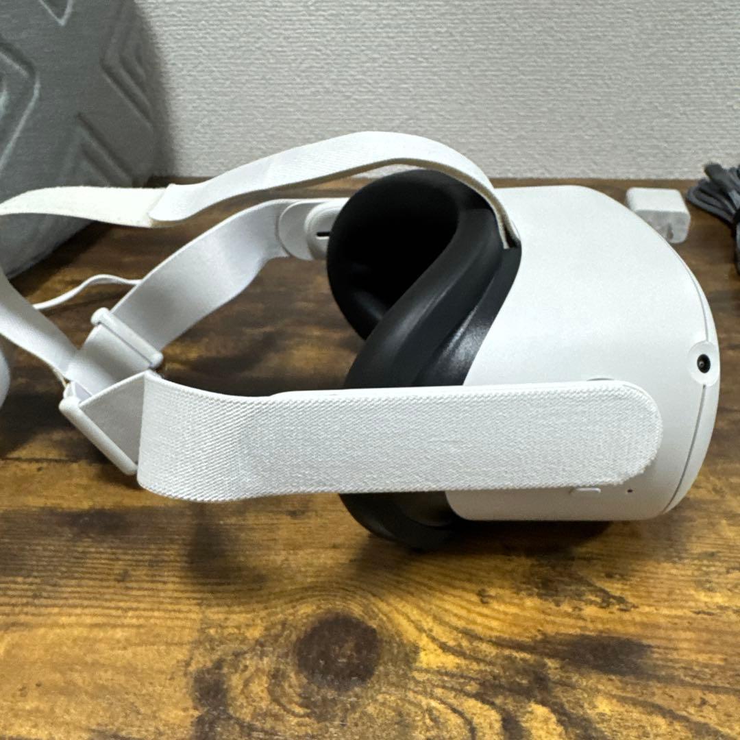 美品　  Quest 2 128GB VRヘッドセット　①