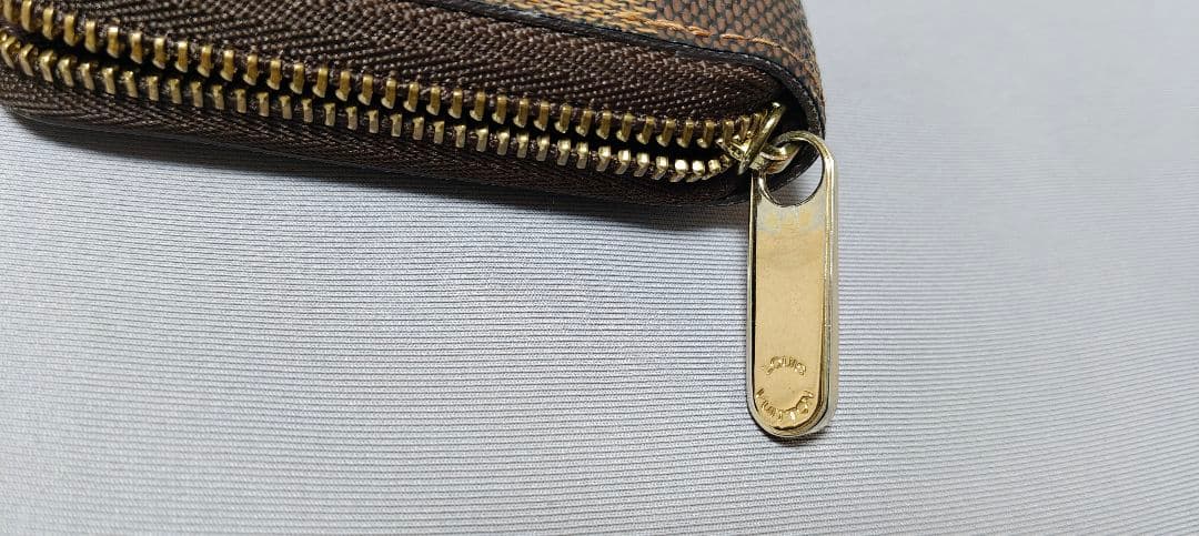 ルイ・ヴィトン ジッピーパース