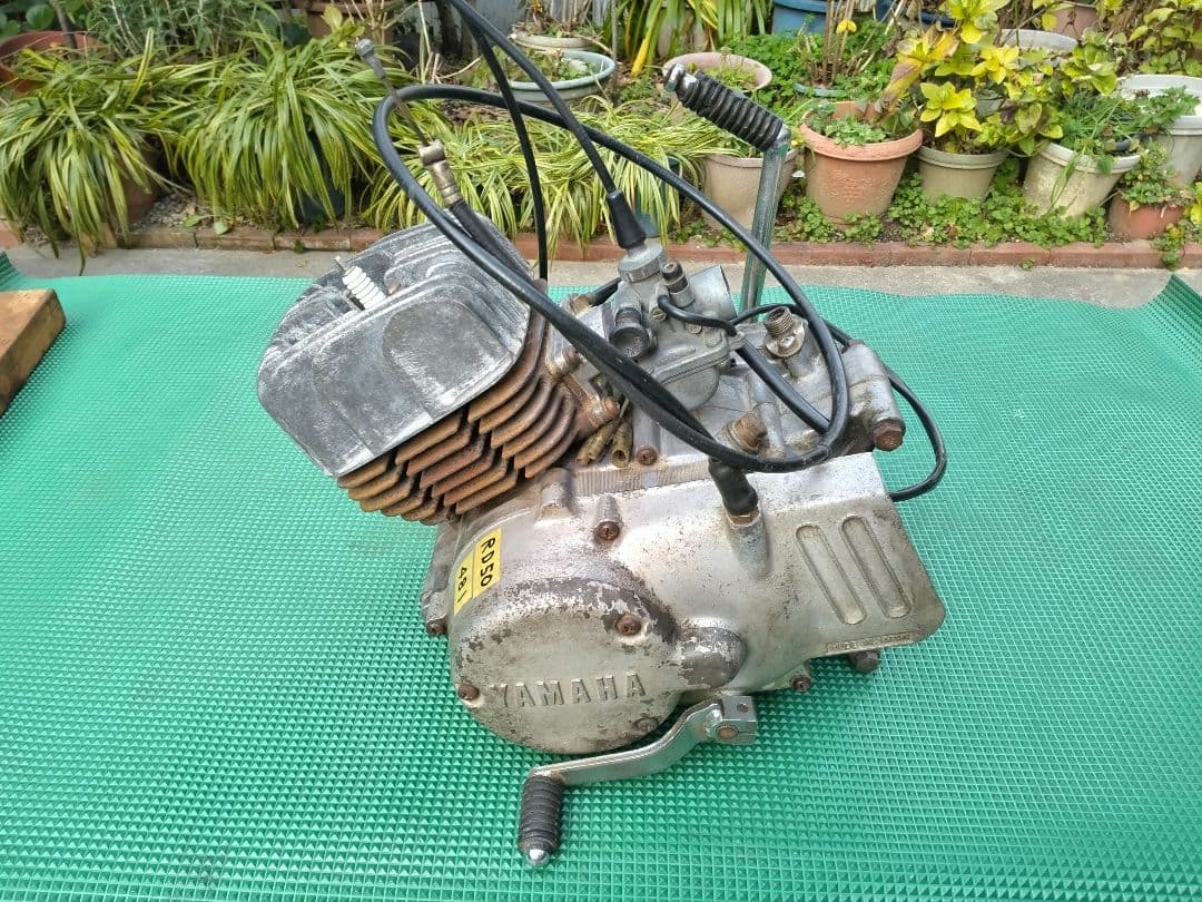 ヤマハRD50エンジン