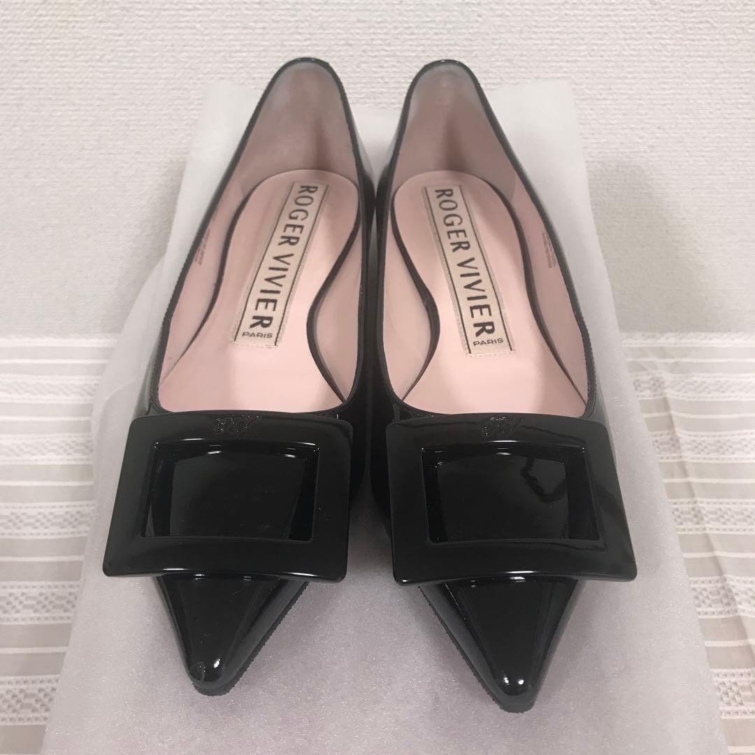 ロジェ ヴィヴィエ　ゴメッティーヌ　パテントレザー　ブラック