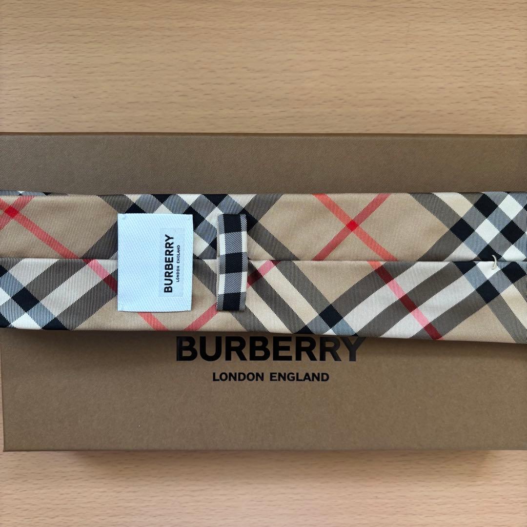 BURBERRY ノバチェック柄　ネクタイ 付属品有り
