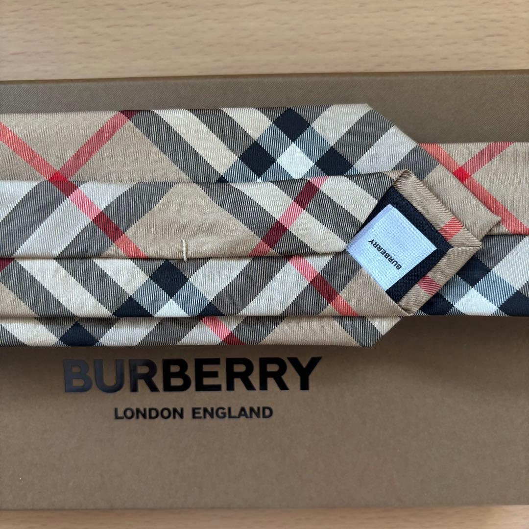 BURBERRY ノバチェック柄　ネクタイ 付属品有り