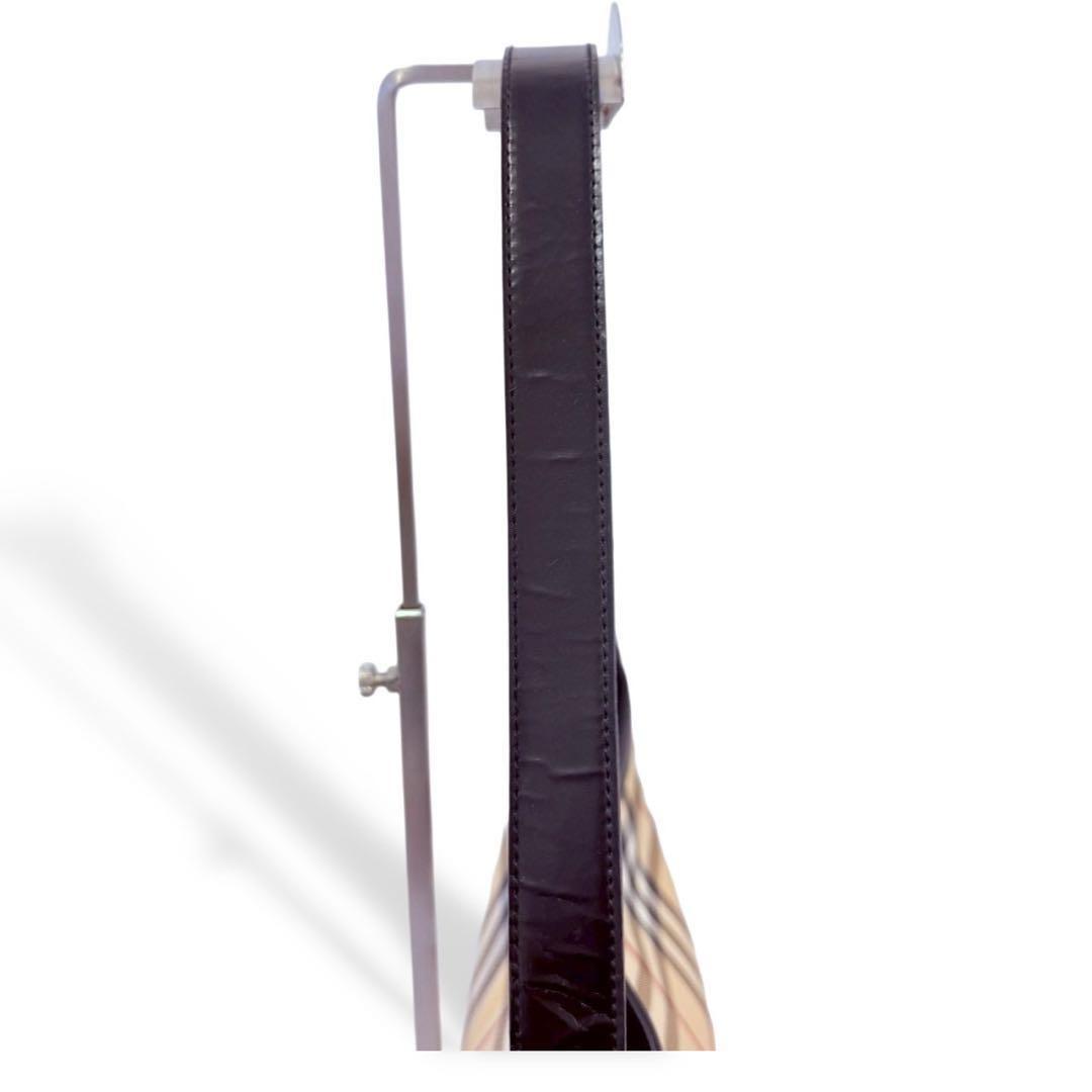 バーバリーロンドン ワンショルダーバッグ ノバチェック ロゴプレート Y2K