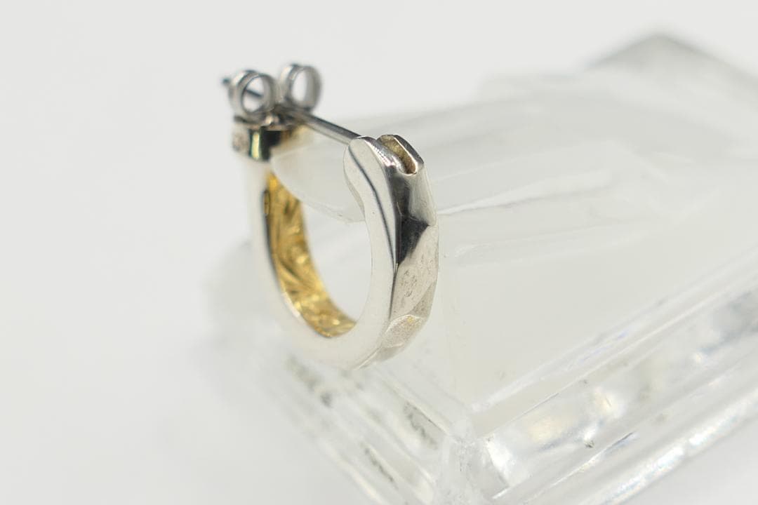 新品　未使用　ライオンハート　タタキ仕上げ　フープ　ピアス　内側ゴールド