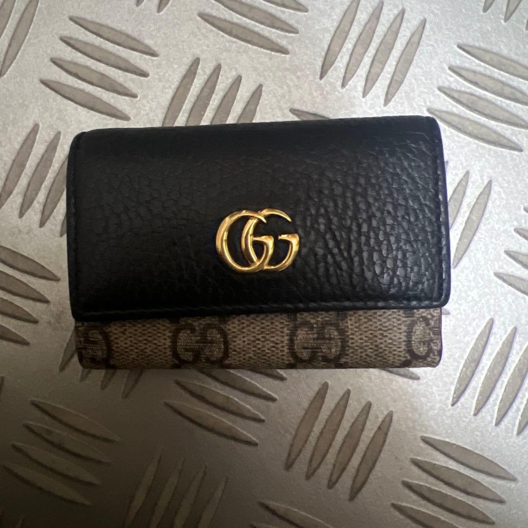 美品　GUCCIキーケース