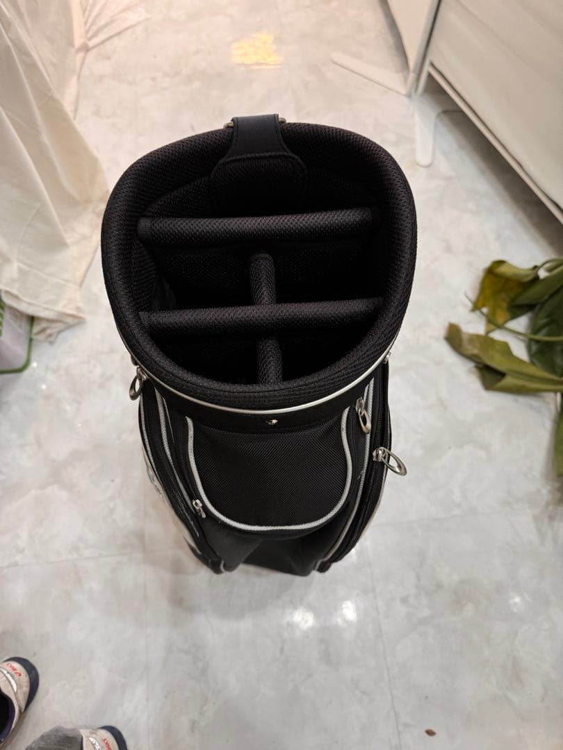 TaylorMade キャディバッグ 黒/白