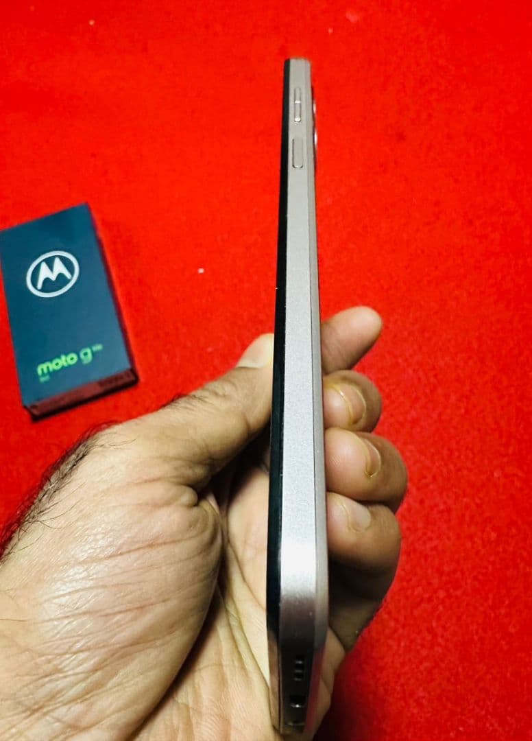 Motorola moto g 53y 5G ゴールド 本体