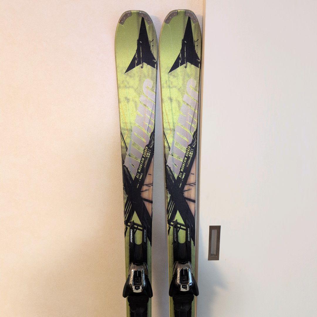 ATOMIC オールラウンド板 167cm ブラックアイPT+XTO10