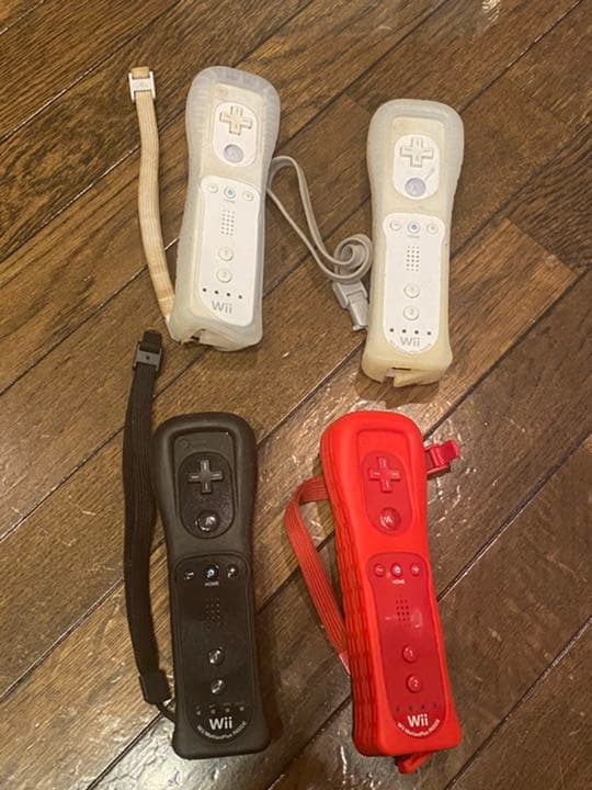 Wii ウィー　本体　コントローラー　ソフト（マリオ、スポーツ等）14点セット！