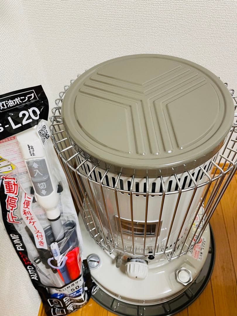 koyauchi045様TOYOTOMI ストーブKS-67Hホワイトおまけ付き