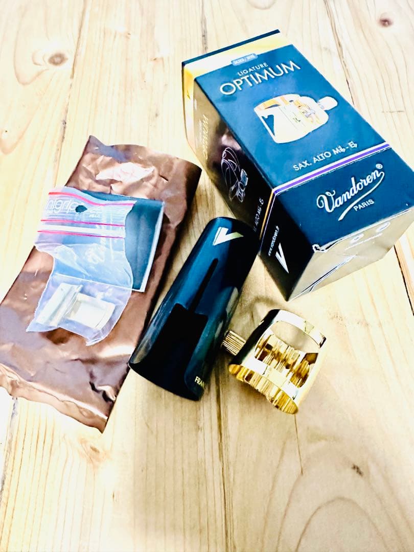 Vandoren Optimum サックスリガチャー GP アルト用