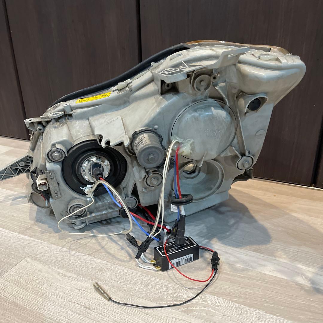 １８クラウンワンオフヘッドライト