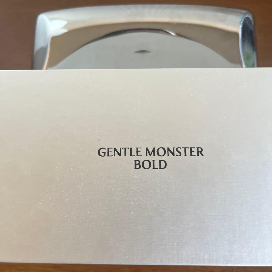 小物 Gentle Monster Tetra 02