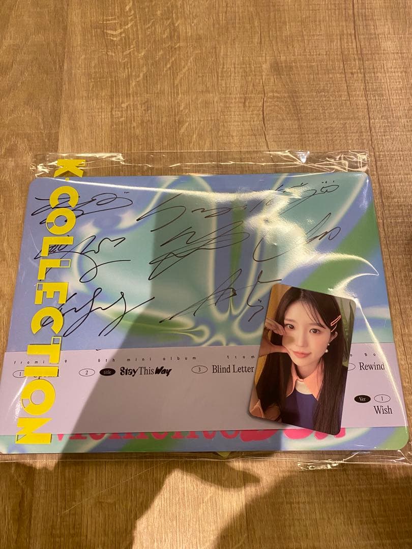 直筆サイン入り フォトカード、ポスターなし