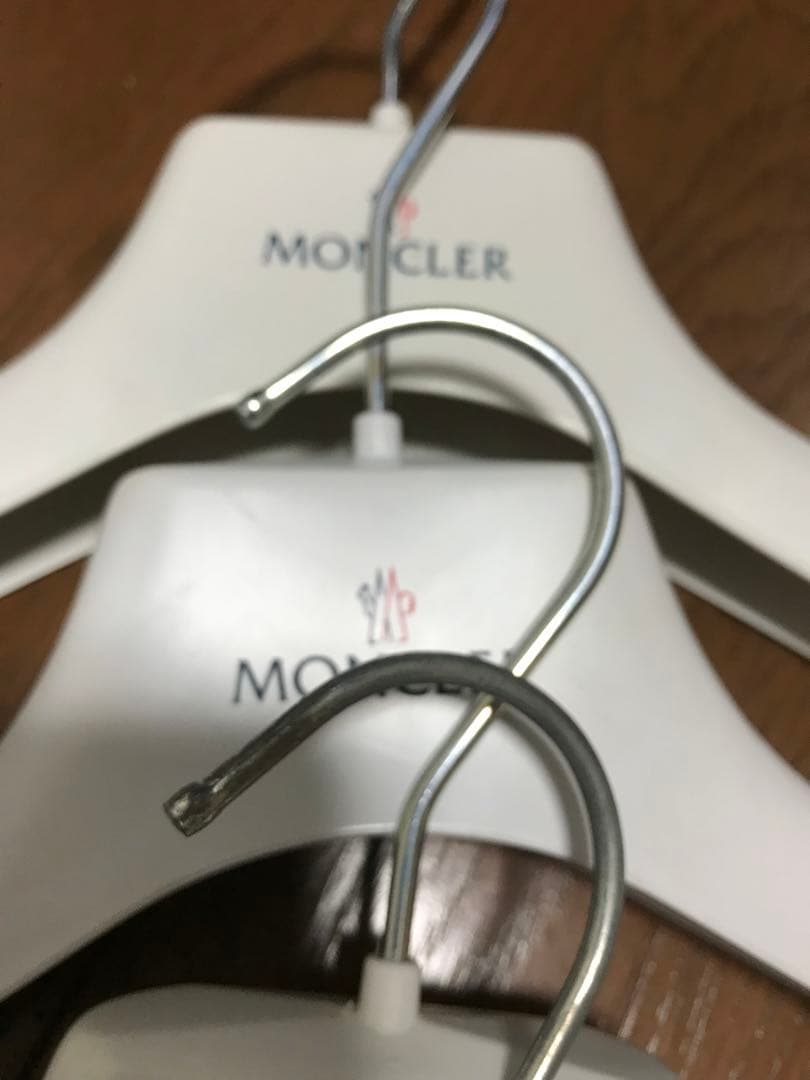 MONCLER 45 白 ハンガー 6本 収納 ラック メンズ レディース