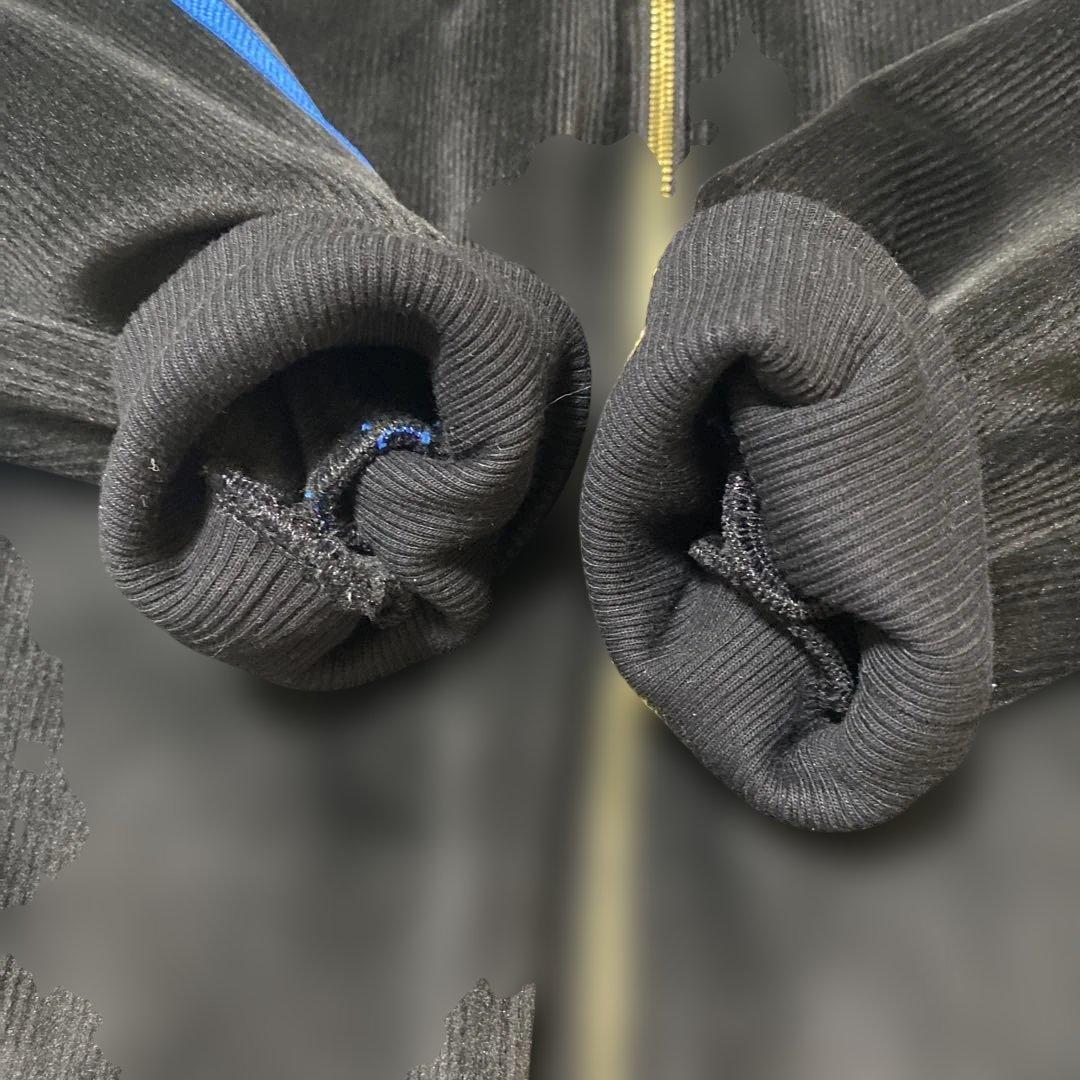 アディダス タイショーン ベロア トラックジャケット（ジェンダーニュートラル）