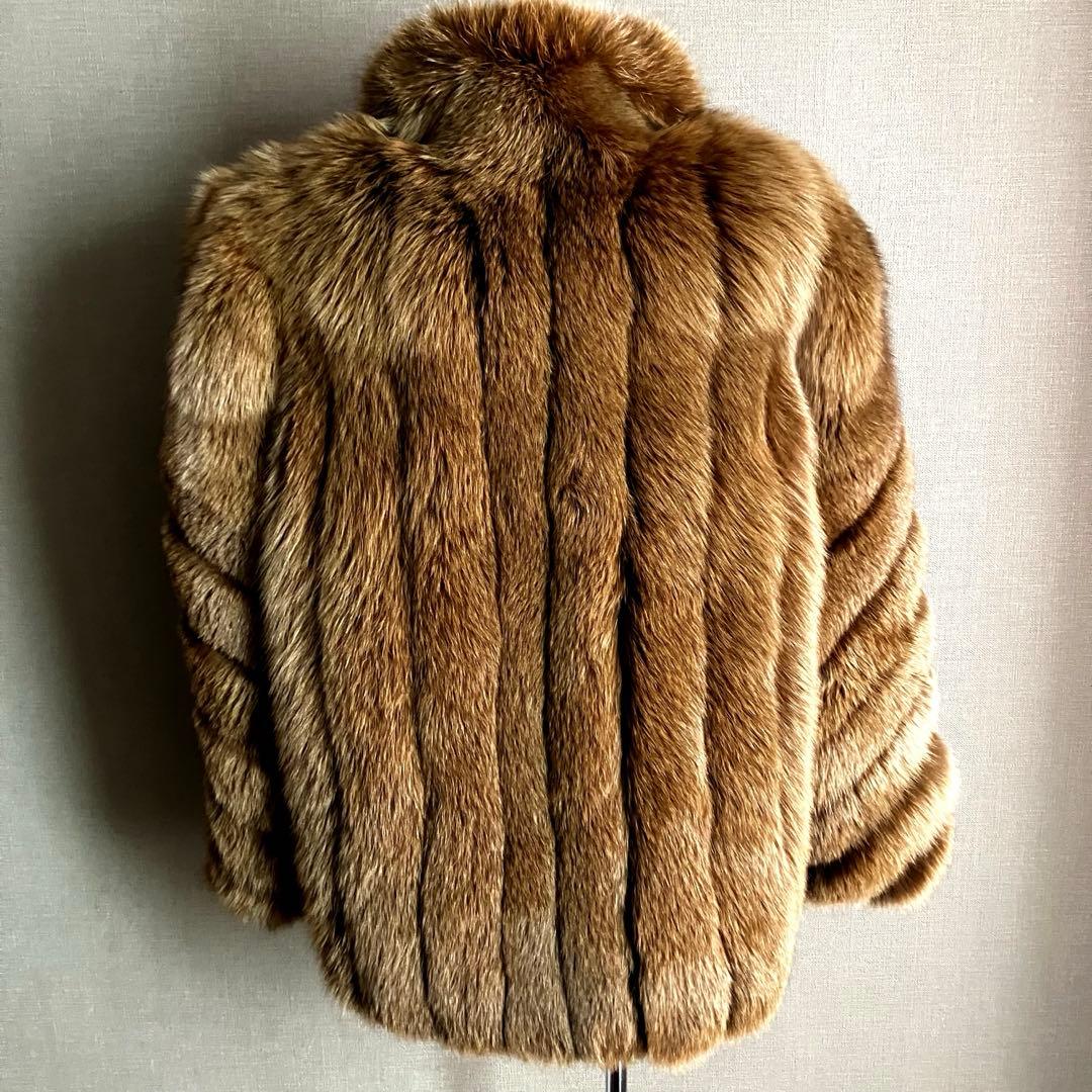 ✨セントピさん専用✨SAGA FOX 最高級フォックスファーコート 銀サガ 刺繍