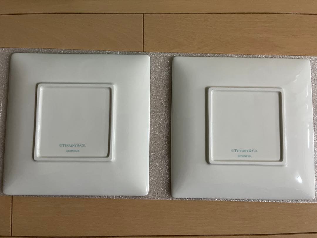 【2枚セット】Tiffany & Co. リボンデザイン皿