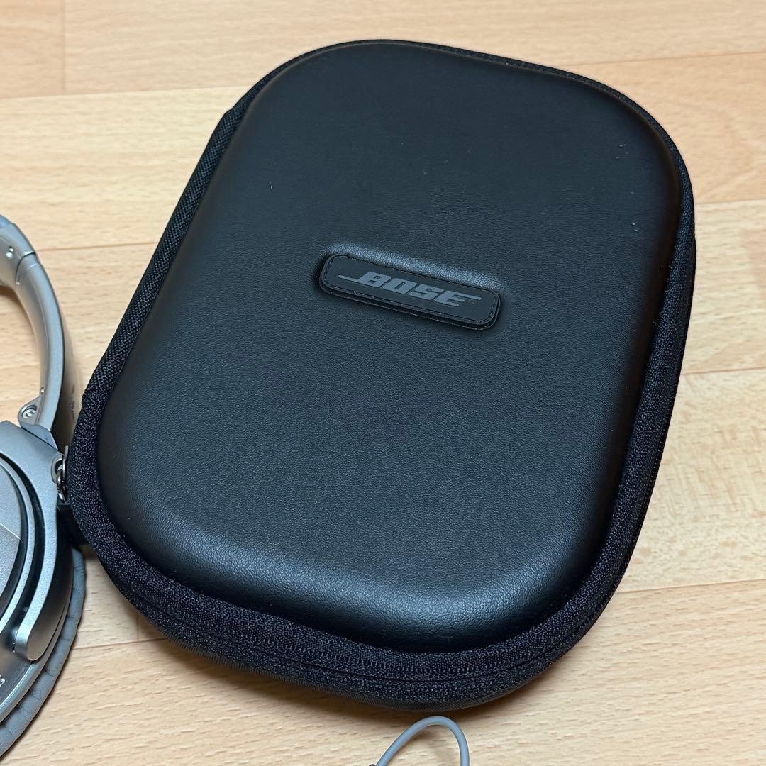 Bose ワイヤレスヘッドホン 有線　シルバー　ケース付き