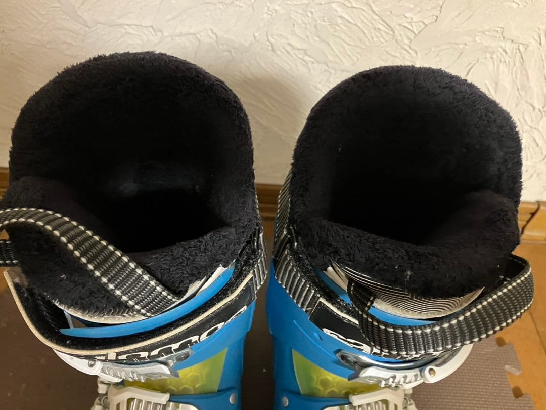 SALOMON　サロモン スキーブーツ 27.5cm 足幅広め 保温性高