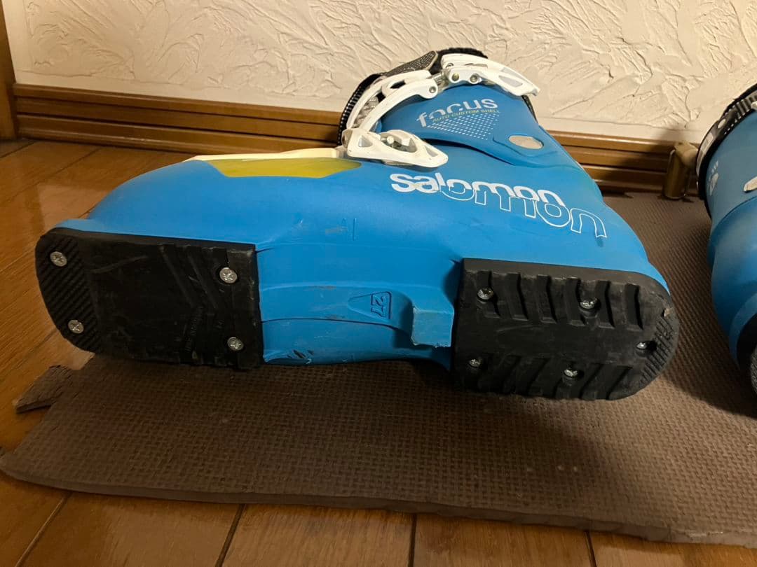 SALOMON　サロモン スキーブーツ 27.5cm 足幅広め 保温性高