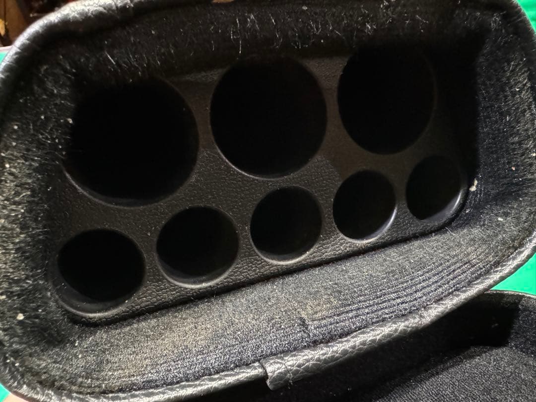 高級ビリヤードキューケース（3B×5S）金刺繍　ハード　新品　ブラック×金