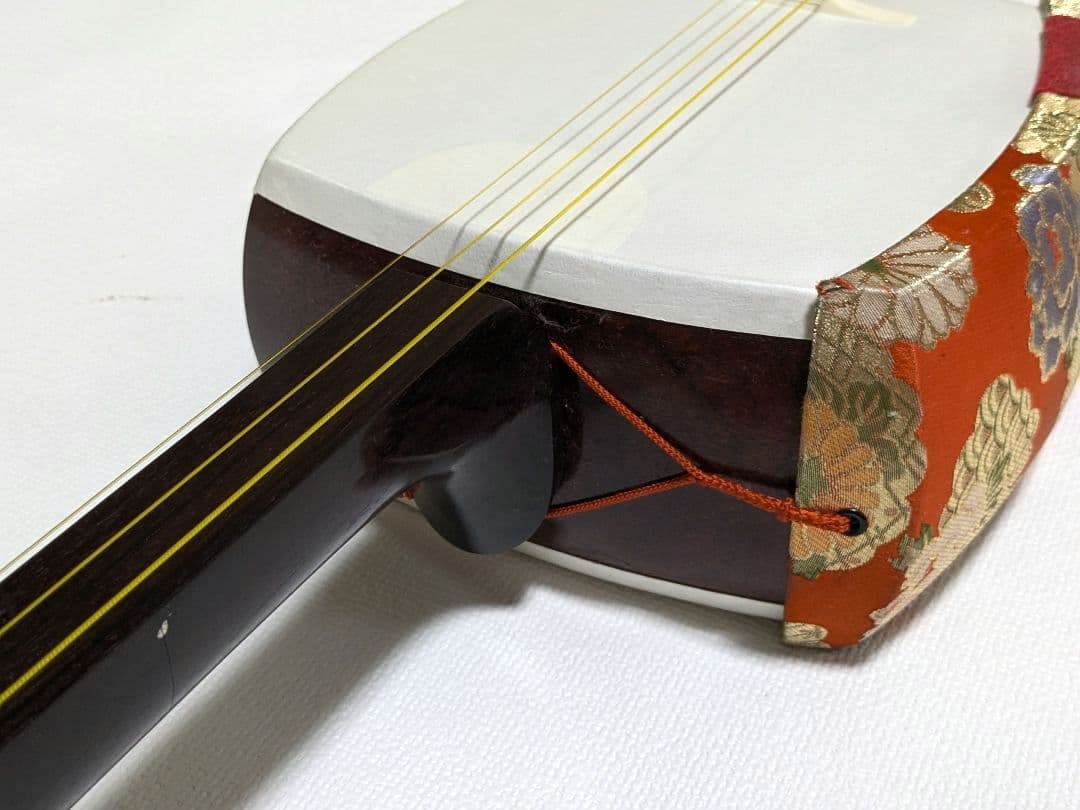 端唄三味線　太棹　紅木　おまけ付き