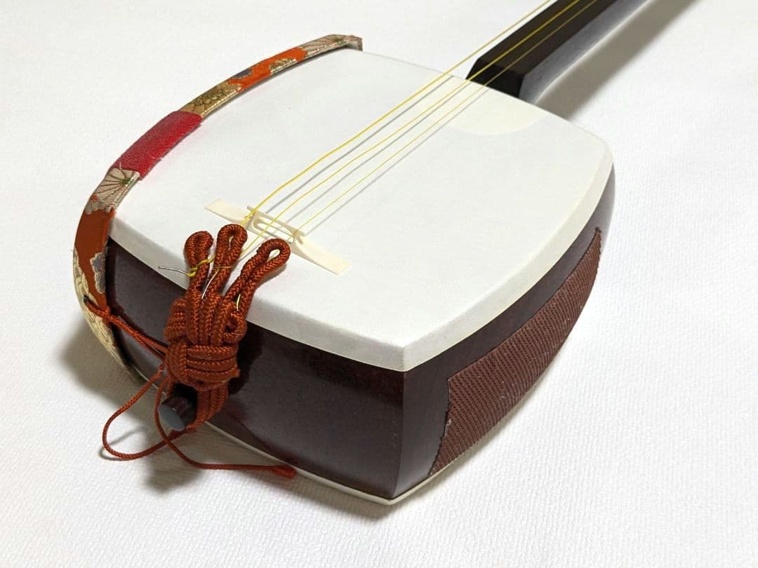 端唄三味線　太棹　紅木　おまけ付き