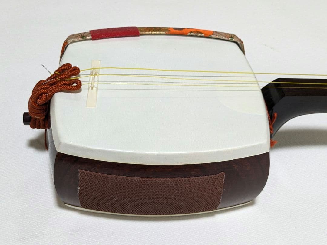 端唄三味線　太棹　紅木　おまけ付き