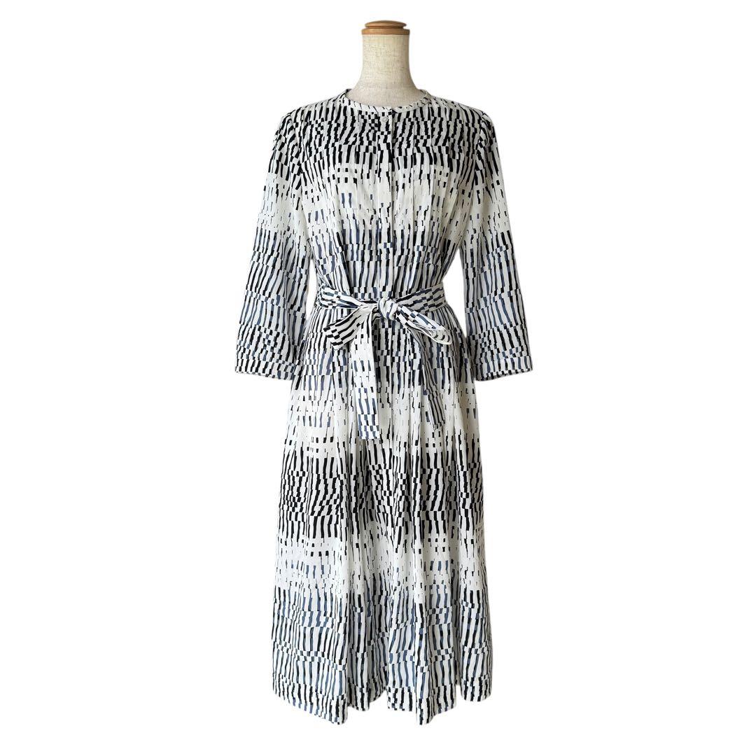 近年極美品　定価13万　ミラショーン　ERICAブロックプリントワンピース　42