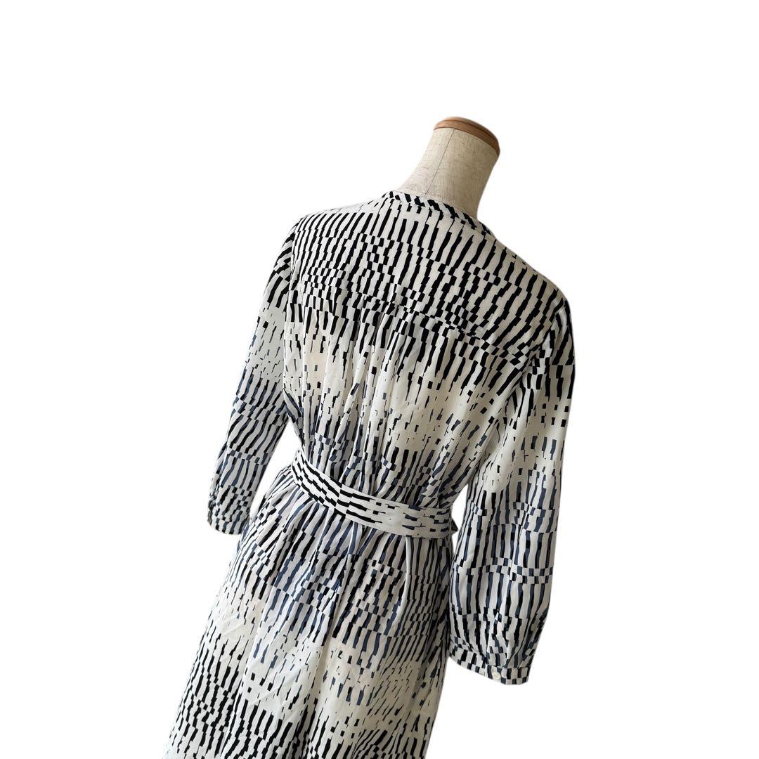 近年極美品　定価13万　ミラショーン　ERICAブロックプリントワンピース　42